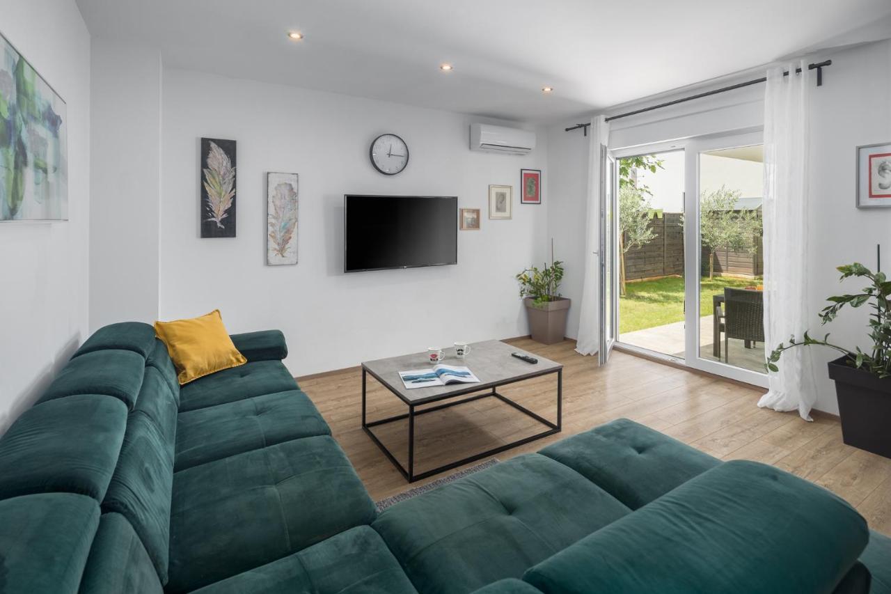 Studio Apartments Villa Valla - Free Bikes Fažana Esterno foto
