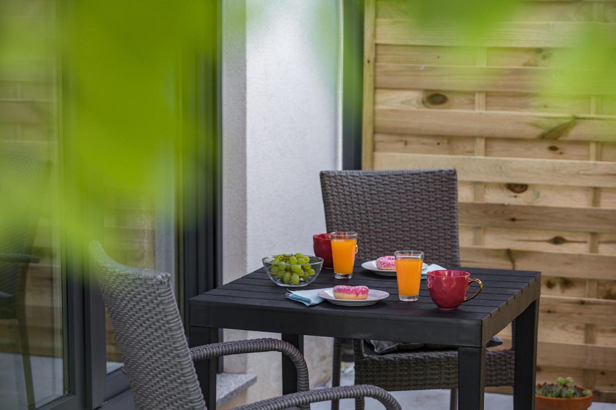 Studio Apartments Villa Valla - Free Bikes Fažana Esterno foto
